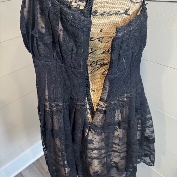 MiMi Maternity Elegant Black Pleated Lace Cocktail Wedding Top - Large - Picture 5 of 8